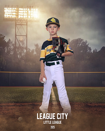 A.Benavides.As_Henson_Holden_143A0066-2_FIELDLIGHTS