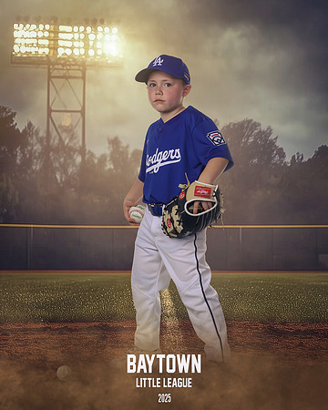 M2_ Dodgers_Brown_Henry_BAY13748_FIELDLIGHTS