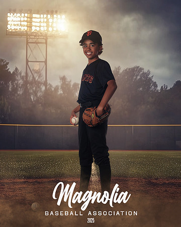 11_12U_Giants_Manabat_Sebastian_MAG27066_FIELD LIGHTS_