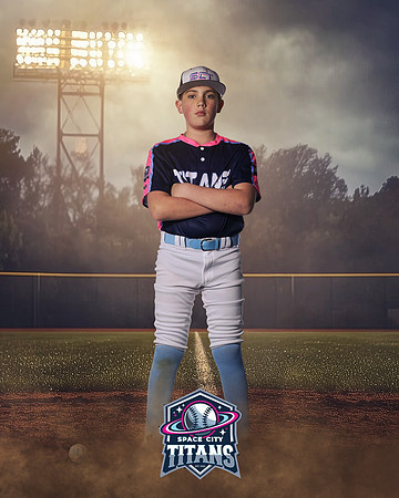 11U_BERSS_BRANTLEY_CAM14830_FIELDLIGHTS