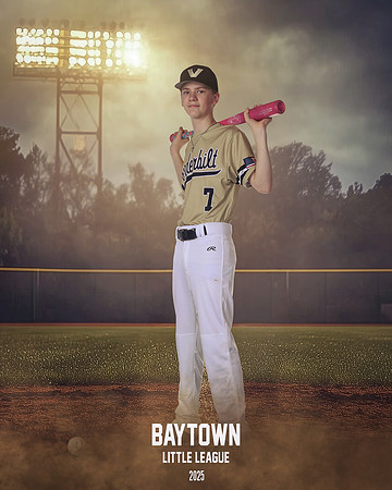 JR_Vanderbilt_Garmon_Brodie_BAY12938_FIELDLIGHTS