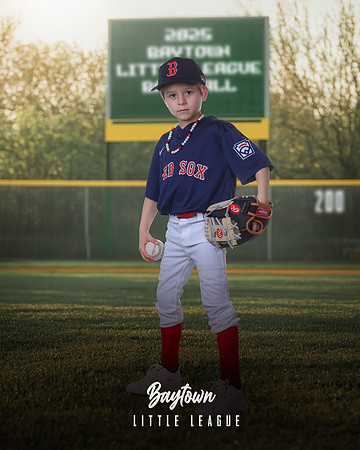 M2_ Red Sox_Kenna_Kamden_BAY12811_SIGN