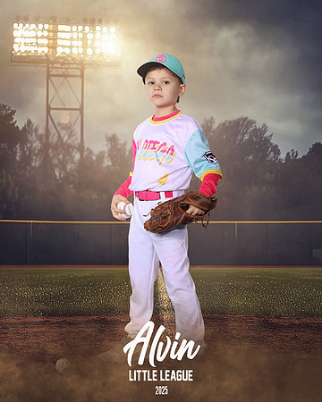 CP_PADRES_8U_Black_Marcus_CAM13354_FIELDLIGHTS