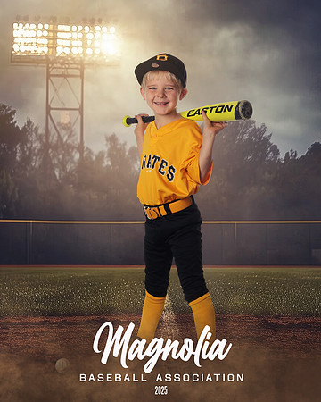 4_5U_Pirates_Brewer_Zachary_MAG25315_FIELD LIGHTS_