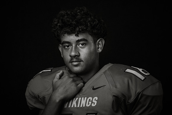 JRVARSITY_HEU-PACHECO_STYCEN_143A9971bw