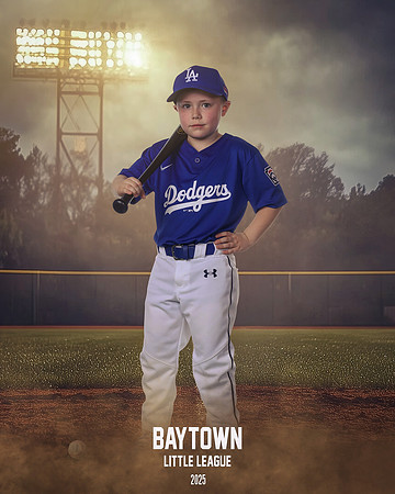 M2_ Dodgers_Brown_Henry_BAY13741_FIELDLIGHTS