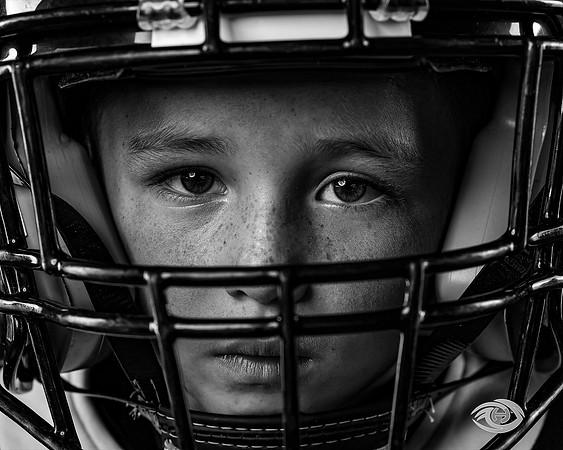 8U RED_Parks_Elias_143A9262_HELMET_ (2)