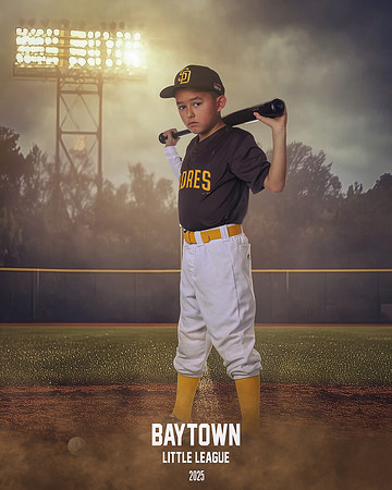 M2_ Padres_Reyes_Matthias_BAY13889_FIELDLIGHTS