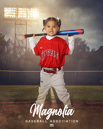 4_5U_Angels_Rodriguez_Everly_MAG10057_FIELD LIGHTS_