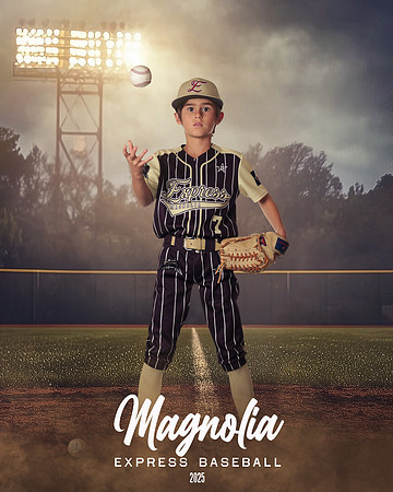 8U_Hogan_Miles_MAG27632_FIELDLIGHTS