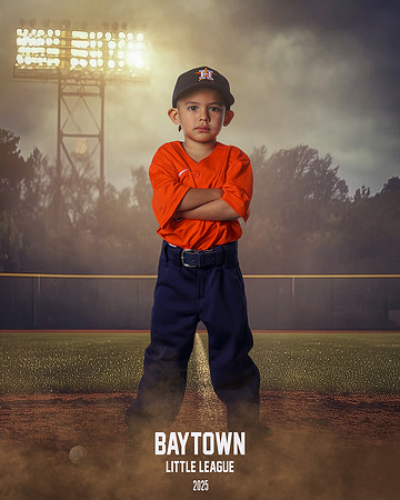 TB_ Astros_Reyes_Messiah_BAY28260_FIELDLIGHTS
