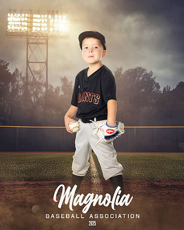 4_5U_Giants_Myre_Paxton_MAG10336_FIELD LIGHTS_