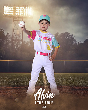 TB_PADRES_Rodriguez_Tristan_CAM12994_FIELDLIGHTS