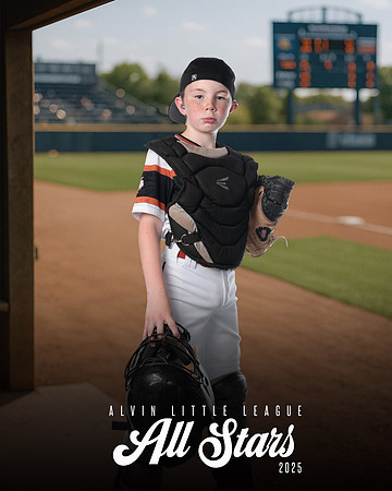 9U WHITE_Frierson_Calvin_MAG23473_DUGOUT