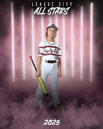 9U White_Hollan_Baylen_MAG10168_LIGHTS