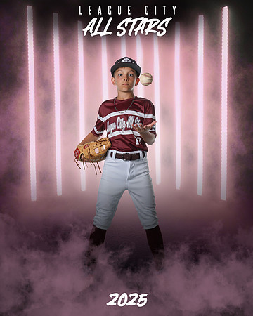 9U Maroon_Simpson_Benjamin_MAG10493_LIGHTS