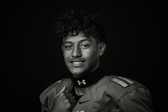 JRVARSITY_KIPILI'I_URIJAH_143A9952bw