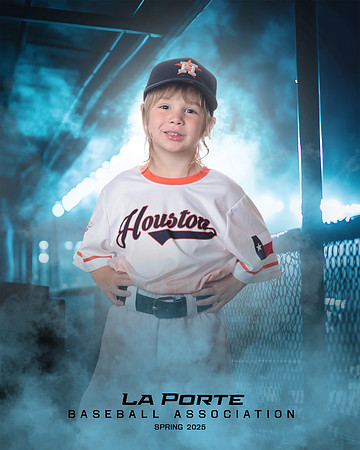 4U_Foal_Astros_Crittenden_Albert_LP022651_DUGOUT