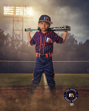 8U_BERRERA_GERARDO_IMGL4821_FIELDLIGHTS
