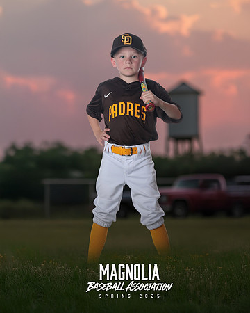 6U_Padres_Phillips_Wyatt_MAG26706_TRUCK