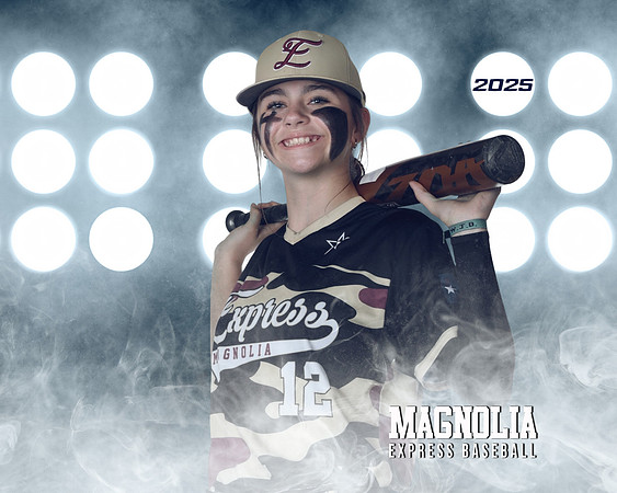 12U_McMillian_Ryleigh_MAG27653_LIT