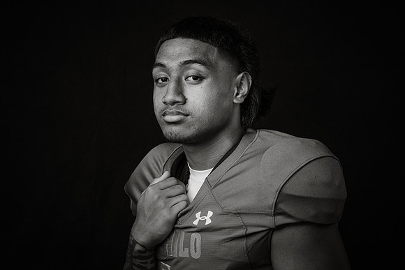 VARSITY_AUMAVAE_JB_143A0055bw