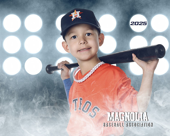 7U_Astros_Ibarra_Hayes_MAG10176_LIT
