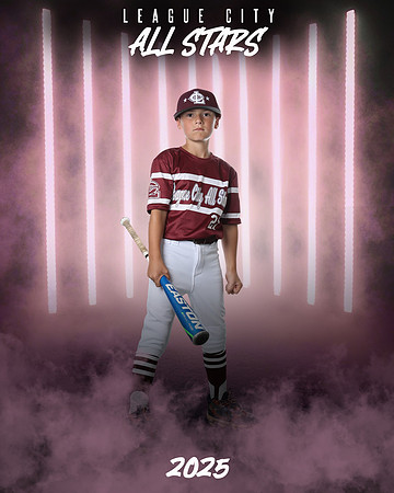 8U Maroon_Moreno_Benjamin_MAG10287_LIGHTS