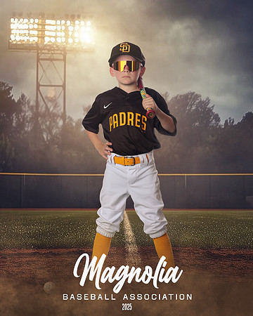 6U_Padres_Phillips_Wyatt_MAG26708_FIELD LIGHTS_