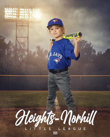 TB_BLUEJAYS_Claus_Nikita_HN010993_FIELDLIGHTS