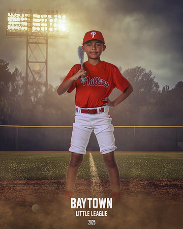 M1_Phillies_Hernandez_Raes_BAY13471_FIELDLIGHTS