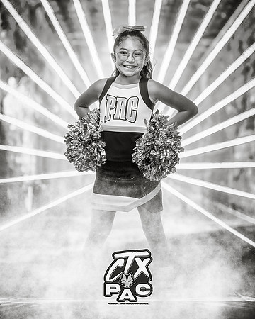 10UCHEER_Botello_Sophia_SF_21417_LAZER_bw