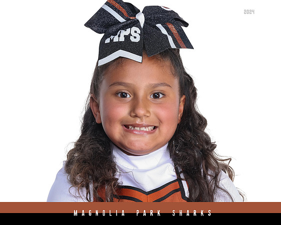 MASCOT_Castellanos_Aimee_143A1357_HS_