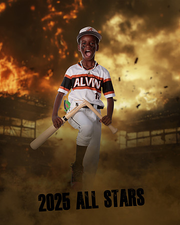 8U WHITE_Mack_Jett_MAG22965_BREAK