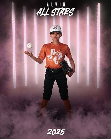 12U WHITE_Orellana_Noah_MAG22842_LIGHTS