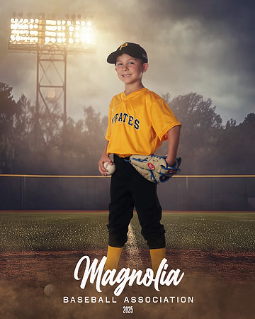 6U_Pirates_Crawford_Leevi_MAG25884_FIELD LIGHTS_