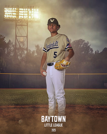 JR_Vanderbilt_Torres_Ivan_BAY12964_FIELDLIGHTS