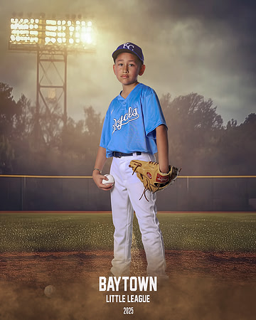 M1_Royals_Cervantes_Aldo_BAY28933_FIELDLIGHTS