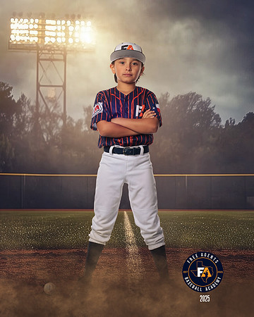 9U MINTER_CHACON_NATHAN_IMGL4614_FIELDLIGHTS
