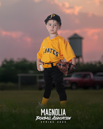 4_5U_Pirates_McKey_Carson_MAG25348_TRUCK
