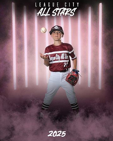 8U Maroon_Moreno_Benjamin_MAG10293_LIGHTS
