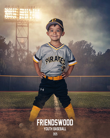 4U_Pirates_Moreno_Carlos_FRD30776_FIELD LIGHTS_
