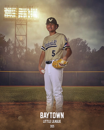 JR_Vanderbilt_Torres_Ivan_BAY12966_FIELDLIGHTS