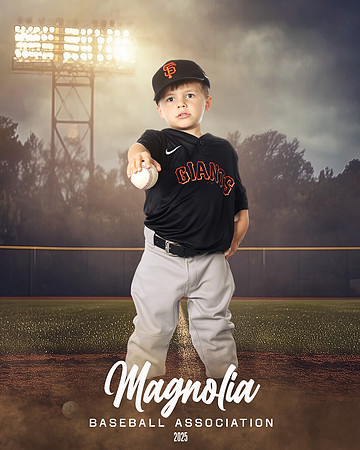 4_5U_Giants_Herring_Calvin_MAG10347_FIELD LIGHTS_