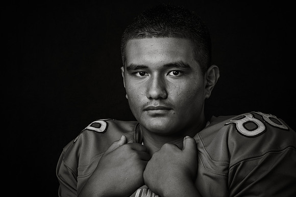 JRVARSITY_KELII_CALEB-JAMES_143A9945bw