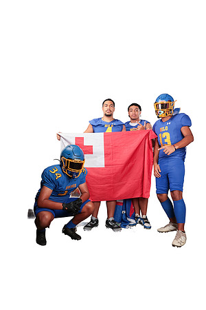VARSITY_AUMAVAE_JB_IMGL4404