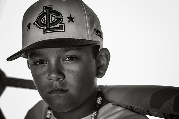 9U White_Medina_Sullivan_MAG21814