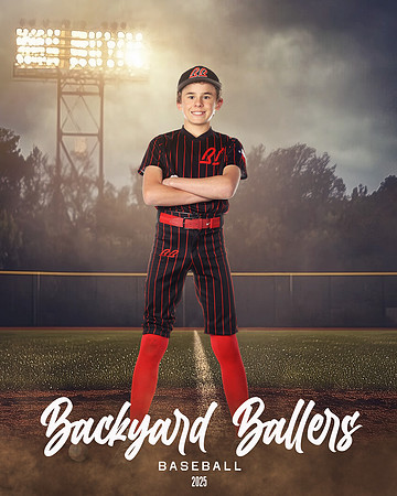 12U_Grey_Hogan_Liam_MAG10716_FIELD LIGHTS_