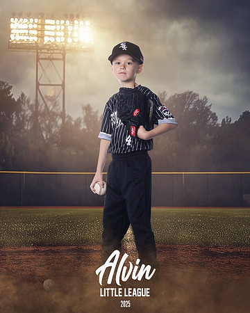 CP_WHITESOX_8U_Hennington_Mason_143A2745_FIELDLIGHTS