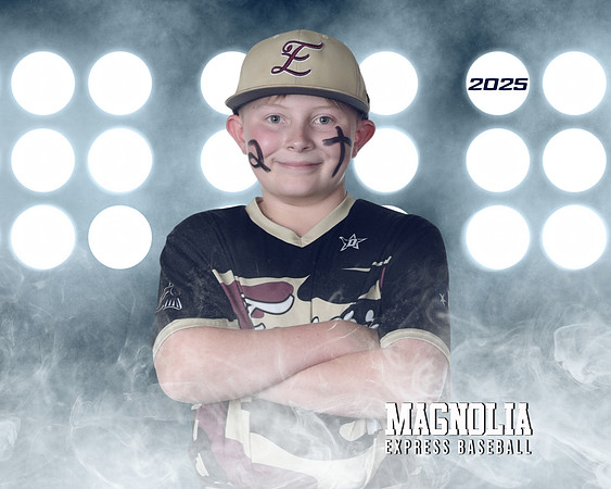 12U_Baack_Grayson_MAG27639_LIT